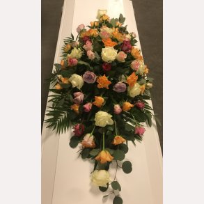 KISTEPYNT MED MIX AF ROSER