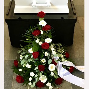 RD OG HVID DEKORATION 